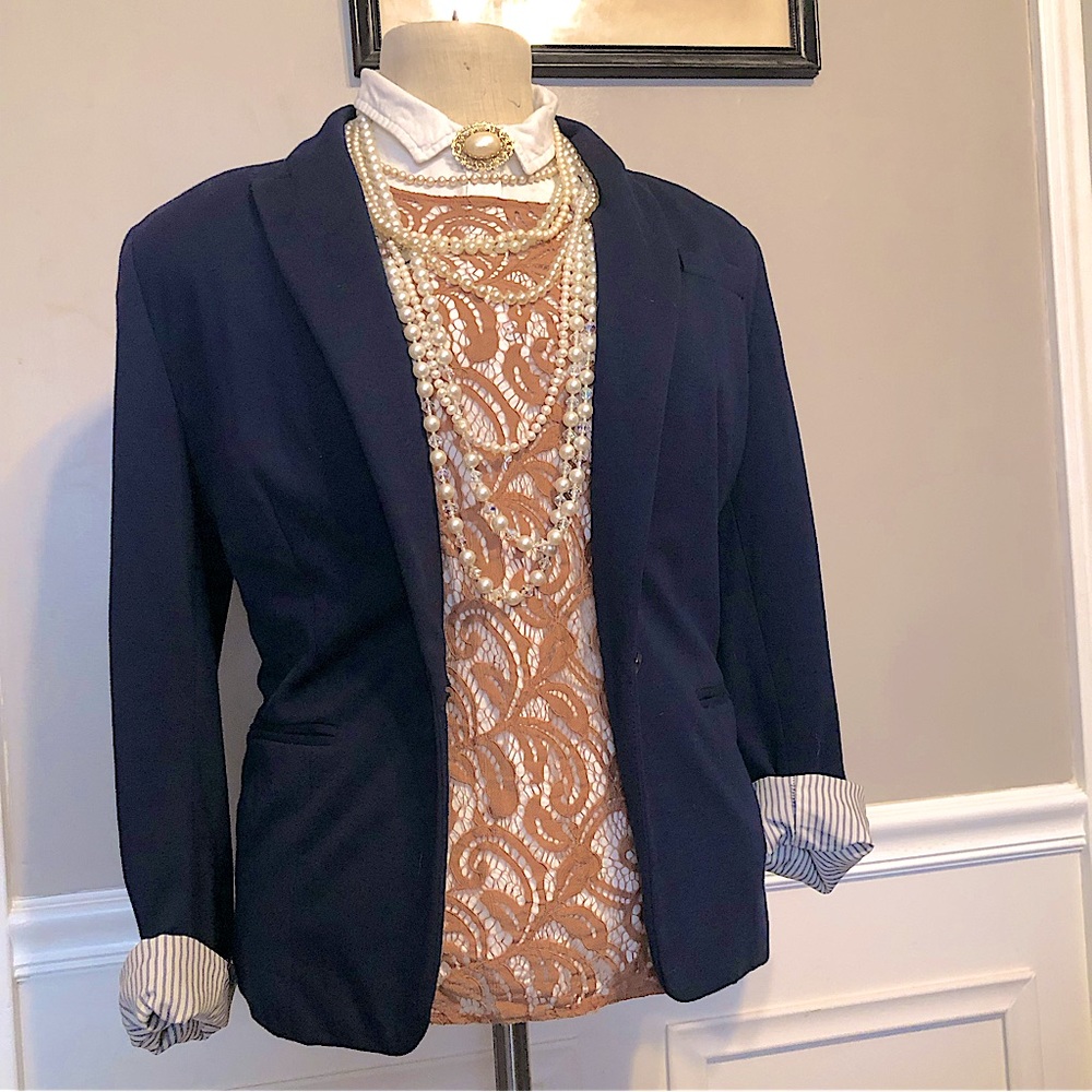 Sheer Lace Short Sleeve Top